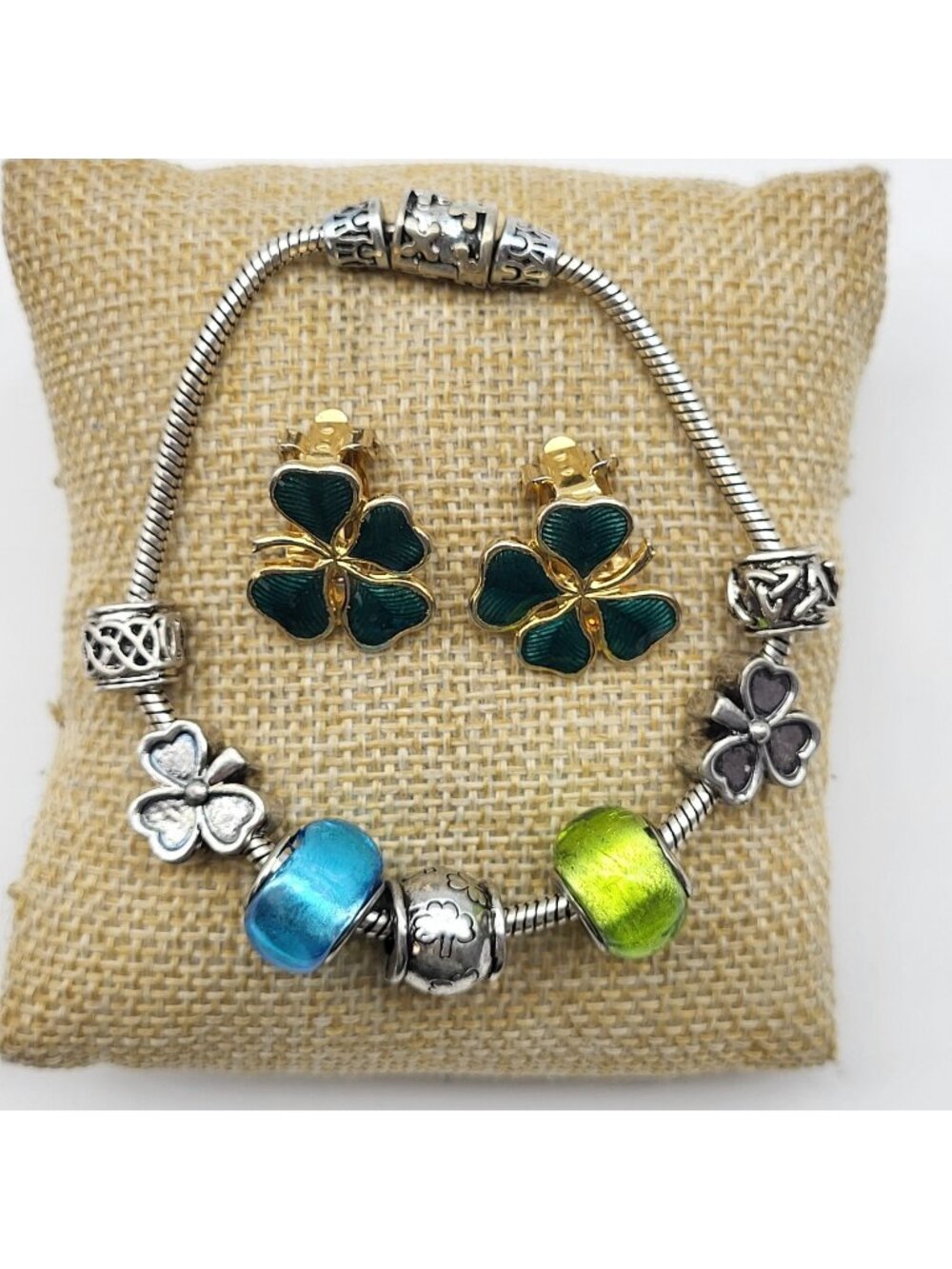 Fun Vintage Shamrock Lucky Clover Jewelry Lot Charm Bracelet Clip Earrings
